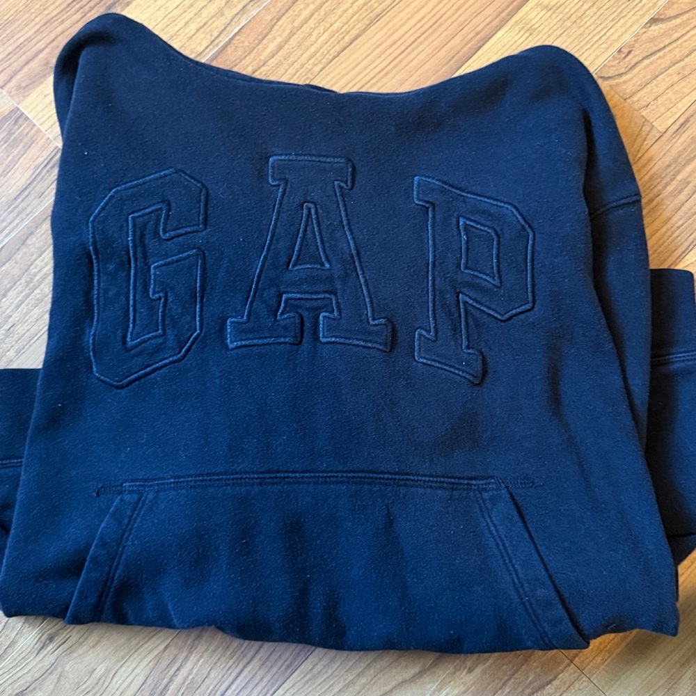 GAP Black Pullover Hoodie